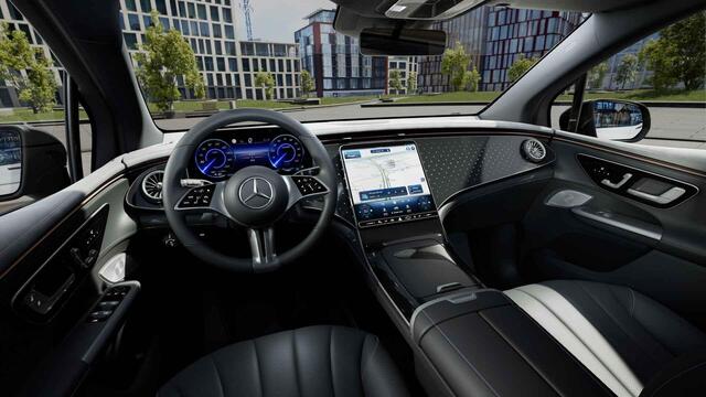 Mercedes-Benz EQE SUV 300 Luxury Line 91 kWh | Burmester | Panoramadak | Memory | 360 camera | Digital light |