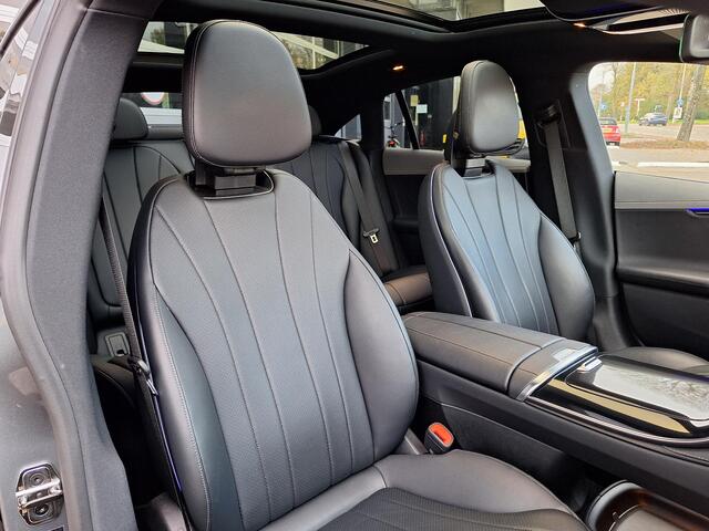 Mercedes-Benz EQE 300 Luxury Line | Panoramadak | AIRMATIC Luchtvering | DISTRONIC Afstandsassistent | Dodehoekassistent | DIGITAL LIGHT | Elektrisch Verstelbare Stoelen + Geheugen | Stoelverwarming | Stuurverwarming | Sfeerverlichting | Apple CarPlay | Android Auto | Elek
