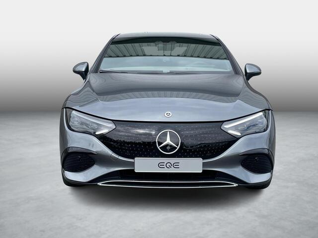 Mercedes-Benz EQE 350 4Matic | Airmatic | Panoramadak | Premium Pakket | Rijassistentiepakket Plus | Burmester 3D Surround | Head-up Display | 360° Camera | Elektrisch Verstelbare Voorstoelen + Memory | Stoelverwarming | Stoelventilatie | Apple CarPlay | Android Auto