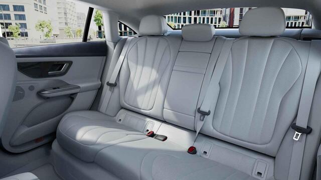 Mercedes-Benz EQE 300 Luxury Edition | Memory pakket | Keyless go pakket | Apple carplay | AC en DC laden |