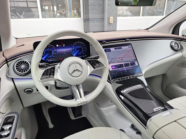 Mercedes-Benz EQE SUV 350+ Luxury Line 91 kWh | Panoramadak | Achteruitrijcamera | Memory pakket | DISTRONIC Afstandsassistent | Stoelverwarming | Sfeerverlichting | Dodehoekassistent | Keyless-GO | Elektrisch Bedienbare Achterklep