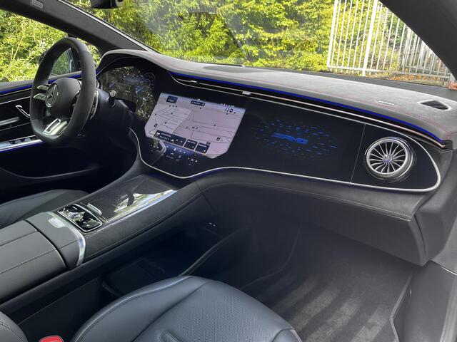 Mercedes-Benz EQE AMG 53 4MATIC+ | Premium Plus | Night Pakket | Rijassistentiepakket Plus | Panoramadak | HYPERSCREEN | 360° Camera | AIRMATIC Luchtvering | Achterasbesturing | AMG Keramisch Remsysteem | Sierdelen AMG Carbon | Burmester 3D Surround | Head-up Display | DIG
