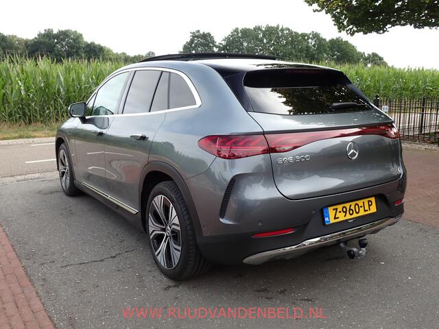 Mercedes-Benz EQE SUV 300 SPORT 91kWh PANO / TREKHAAK / 360 / CARPLAY / DISTRONIC