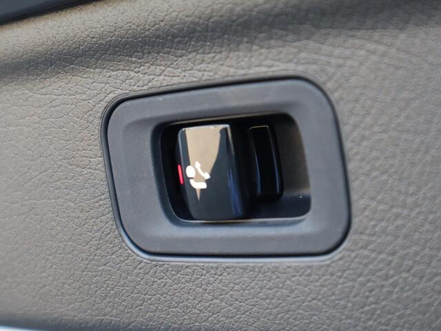 Mercedes-Benz EQE SUV 300 AMG Line 91 kWh l Trekhaak l Keyless l Panoramadak