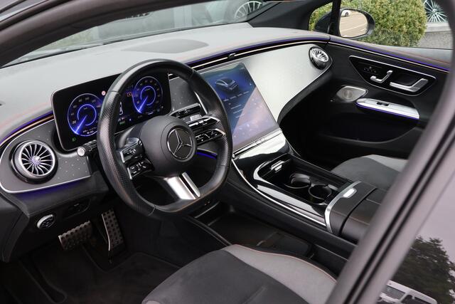 Mercedes-Benz EQE 300 AMG Line 89 kWh I Panoramadak I Burmester I Distronic Pro I Stoelverwarming I KEYLESS GO I Camera I Memory stoelen I I Sfeerverlichting I Alarm I Apple carplay I