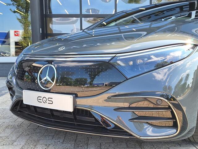 Mercedes-Benz EQS 450+ AMG | Premium PLUS | Executive Rear Pakket | Hyperscreen | Nightpakket | AMG Carbon Sierdelen | Panoramadak | Memorystoelen Verwarmd | Burmester 3D | Head-up Display | Trekhaak | Sfeerverlichting | Apple & Android Carplay | Showmodel