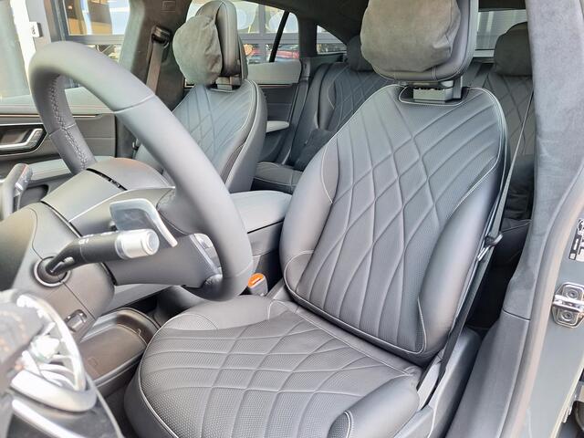 Mercedes-Benz EQS 450+ AMG | Premium PLUS | Executive Rear Pakket | Hyperscreen | Nightpakket | AMG Carbon Sierdelen | Panoramadak | Memorystoelen Verwarmd | Burmester 3D | Head-up Display | Trekhaak | Sfeerverlichting | Apple & Android Carplay | Showmodel