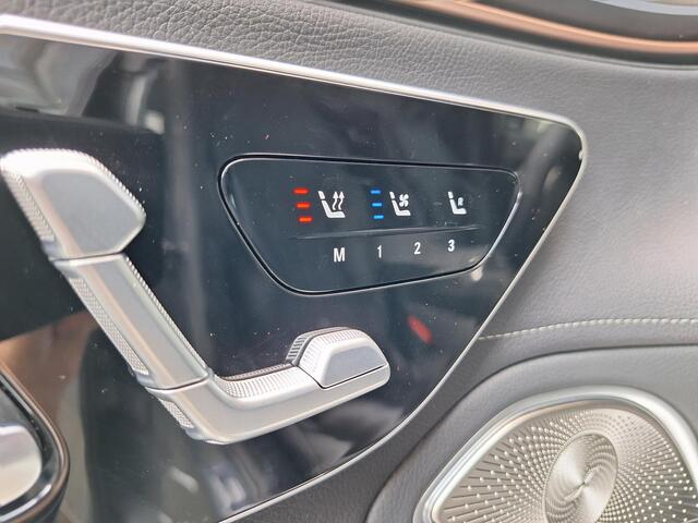 Mercedes-Benz EQS 450+ AMG | Premium PLUS | Executive Rear Pakket | Hyperscreen | Nightpakket | AMG Carbon Sierdelen | Panoramadak | Memorystoelen Verwarmd | Burmester 3D | Head-up Display | Trekhaak | Sfeerverlichting | Apple & Android Carplay | Showmodel