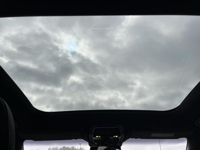Mercedes-Benz EQS SUV 450+ AMG Line | Premium Plus Pakket | Comfort Pakket Achter | Rijassistentiepakket Plus | Panoramadak | Trekhaak | Hyperscreen | Burmester 3D Surround | High-End Entertainment Achter | Head-Up Display met Augmented Reality | Multicontourstoelen