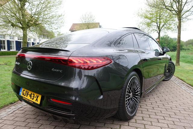 Mercedes-Benz EQS 580 4MATIC AMG Line 108 kWh | Burmester | Achterasbesturing 10° | KEYLESS GO-comfortpakket | HUD | 360° Camera | DIGITAL LIGHT | Night Pakket | | Carbon pakket | Stoelventilatie | Stuurwielverw. | Stoelverw. | Massage | Panoramadak | Memory pakket
