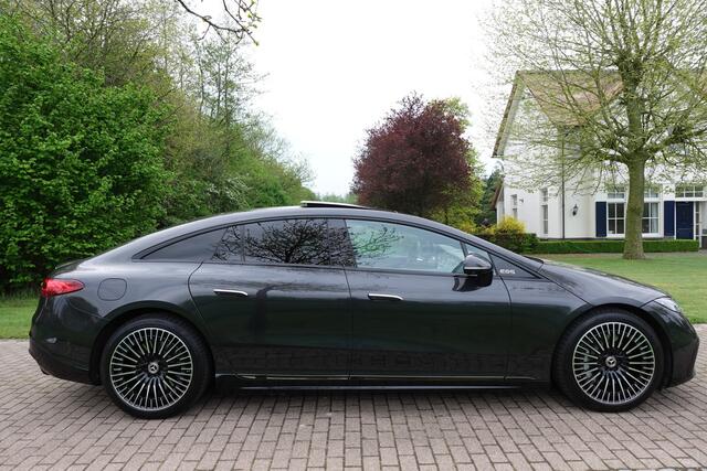 Mercedes-Benz EQS 580 4MATIC AMG Line 108 kWh | Burmester | Achterasbesturing 10° | KEYLESS GO-comfortpakket | HUD | 360° Camera | DIGITAL LIGHT | Night Pakket | | Carbon pakket | Stoelventilatie | Stuurwielverw. | Stoelverw. | Massage | Panoramadak | Memory pakket