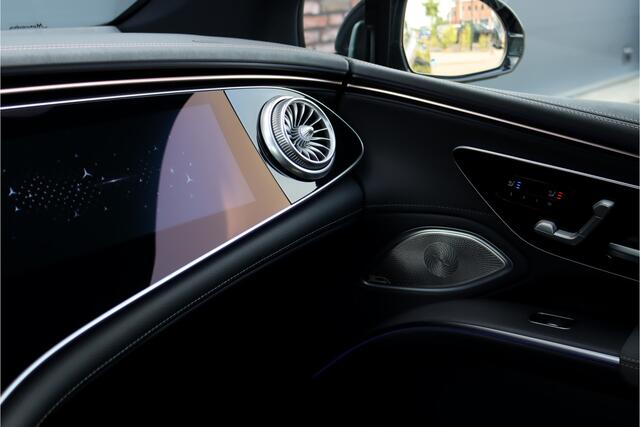 Mercedes-Benz EQS 450+ AMG Line 108 kWh | ex btw. ¤56.500,- | MBUX Hyperscreen | Airmatic | Achterasbesturing | Massage | Stoelventilatie | HUD | Distronic+ | Burmester | Digital Light | Luchtkwaliteitspakket |