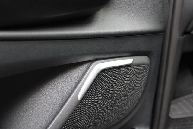Mercedes-Benz EQV 300 L3 Avantgarde 90 kWh Airmatic/Luchtvering, 8 persoons, Zwarte hemel