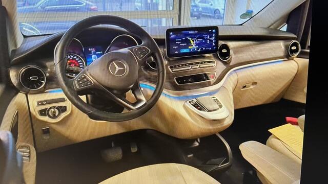 Mercedes-Benz EQV 300 Lang | Incl. BTW | 7 persoons | Leer | Sfeer | Navi