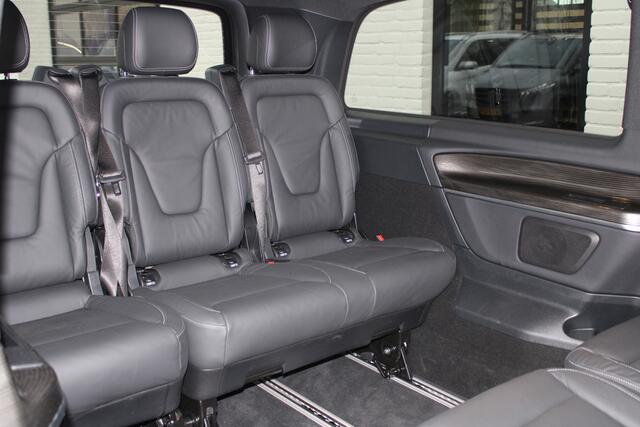 Mercedes-Benz EQV 300 / Extra Lang / 8 Persoons / 100% Electrisch / 2x Elec Schuifdeur / MBUX (apple carplay) / Vol Opties / NIEUWSTAAT