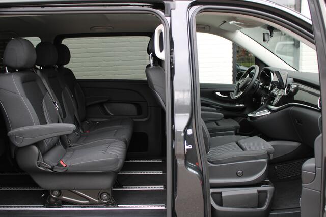 Mercedes-Benz EQV 300 L2 / 7-Persoons / Luchtvering / Led / 3200 KM / Electr Stoelen / Vol Opties / NIEUW!!