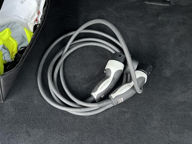 Mercedes-Benz EQV 300 L3 Business Solution Limited 90 kWh 7 persoons | Volledige lederbekleding | Elektrische kofferbak | 360° camera | Dodehoek-assistent | ¤41.899 excl. BTW | BTW verrekenbaar | Rijklaar geleverd met 12 maanden BOVAG-garantie