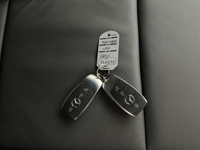 Mercedes-Benz EQV 300 Lang Avantgarde MJ 2025 | Burmester | Distronic | Navigatie | Camera | Leder