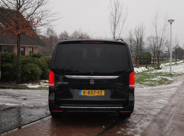 Mercedes-Benz EQV 300 L2 90 kWh | AVANTGARDE | 360 Camera | 7 Persoons uitvoering | Burmester® surround |