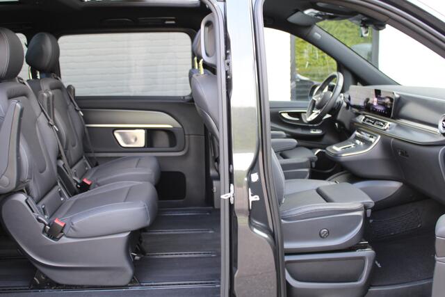 Mercedes-Benz EQV 300 L2 / AMG / Panorama / 7-Persoons / Burmester / Electr Stoelen / Vol Opties / NIEUWSTAAT