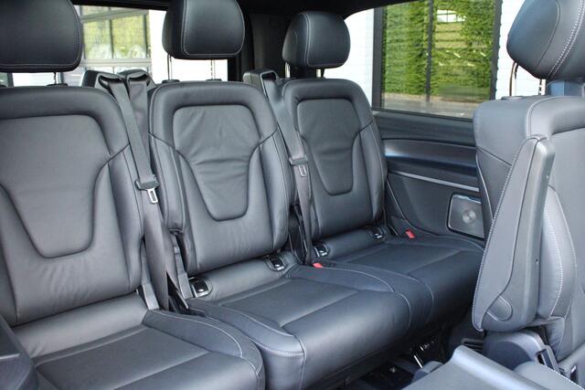 Mercedes-Benz EQV 300 L2 / AMG / Panorama / 7-Persoons / Burmester / Electr Stoelen / Vol Opties / NIEUWSTAAT