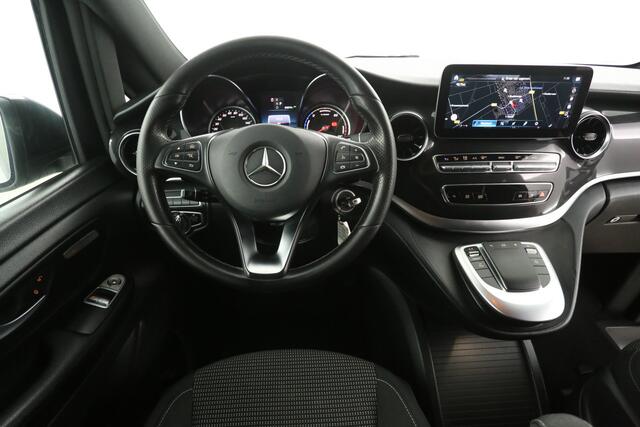 Mercedes-Benz EQV 300 XL L3 90 kWh | Snelladen | SOH 93% | Clima | 360° Camera | Cruise | 2xSchuifdeur | Navi