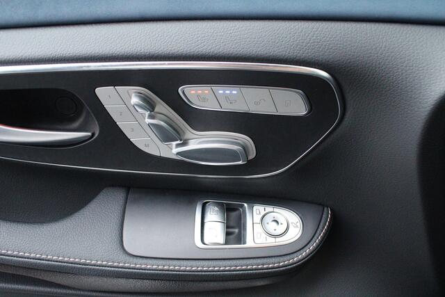 Mercedes-Benz EQV 300 L2 / AMG / Luchtvering / 7-Persoons / Burmester / Elec Stoelen / Vol Opties / NIEUWSTAAT