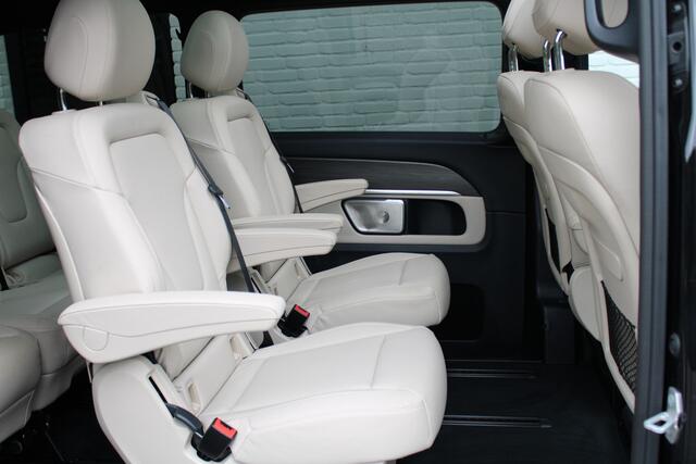 Mercedes-Benz EQV 300 L2 / AMG / Panorama / Elec Stoelen / 7-Persoons / Burmester / Vol Opties / NIEUWSTAAT