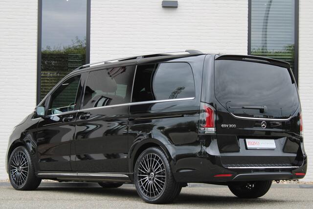Mercedes-Benz EQV 300 L2 / AMG / Panorama / Elec Stoelen / 7-Persoons / Burmester / Vol Opties / NIEUWSTAAT