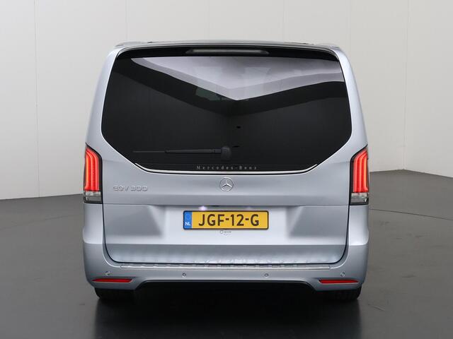 Mercedes-Benz EQV 300 | Lang L2 | Avantgarde | 90 kWh | Lederen Bekleding "Lugano" | Distronic Plus | Climate Control | Schuifdeur L+R | LM Velgen | 360° Camera | Stoelverwarming | €67.580,- INCL. BTW
