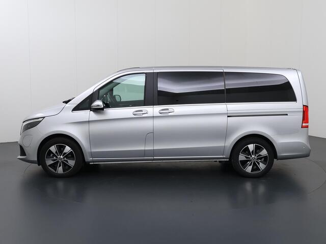 Mercedes-Benz EQV 300 L2 90 kWh 8 Persoons | Line Avantgarde | Navigatie | Carplay | Parkeercamera 360 Graden | Middenconsole met Koelvak | LED Verlichting | Climate Control | Dodehoekassistent Luchtvering | Certified*