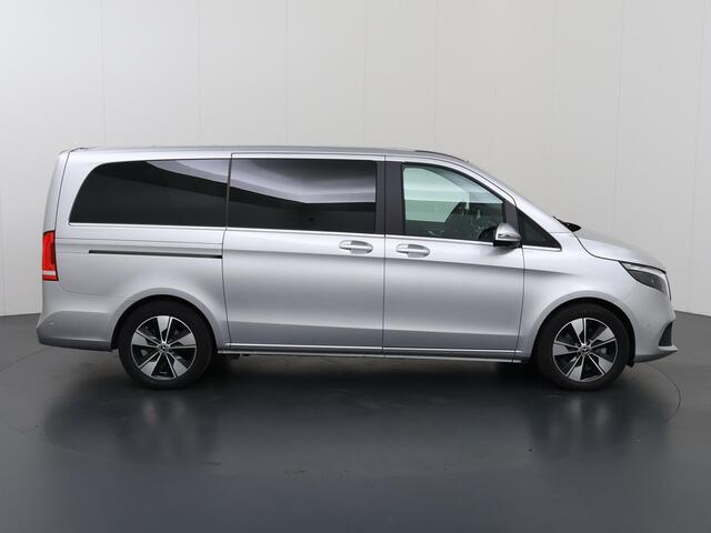 Mercedes-Benz EQV 300 L2 90 kWh 8 Persoons | Line Avantgarde | Navigatie | Carplay | Parkeercamera 360 Graden | Middenconsole met Koelvak | LED Verlichting | Climate Control | Dodehoekassistent Luchtvering | Certified*