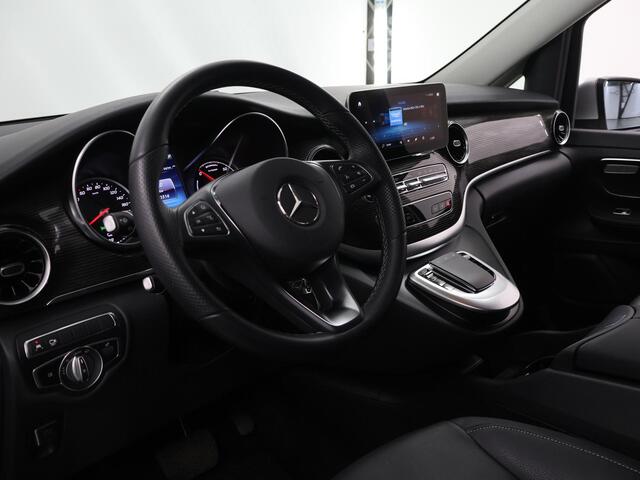 Mercedes-Benz EQV 300 L2 90 kWh 8 Persoons | Line Avantgarde | Navigatie | Carplay | Parkeercamera 360 Graden | Middenconsole met Koelvak | LED Verlichting | Climate Control | Dodehoekassistent Luchtvering | Certified*