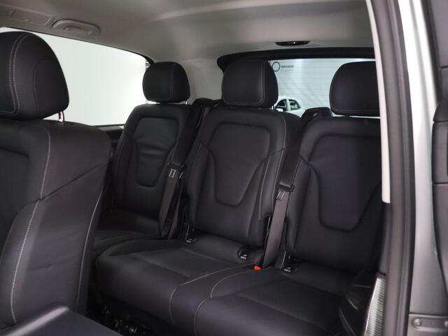 Mercedes-Benz EQV 300 L2 90 kWh 8 Persoons | Line Avantgarde | Navigatie | Carplay | Parkeercamera 360 Graden | Middenconsole met Koelvak | LED Verlichting | Climate Control | Dodehoekassistent Luchtvering | Certified*