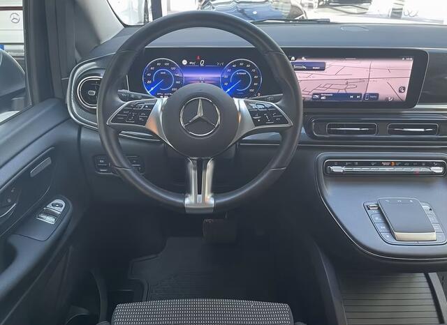 Mercedes-Benz EQV 300 L2 90 kWh 8 Personen 57.959 incl BTW 2 Schuifdeuren Distronic Stoelverwarming Camera