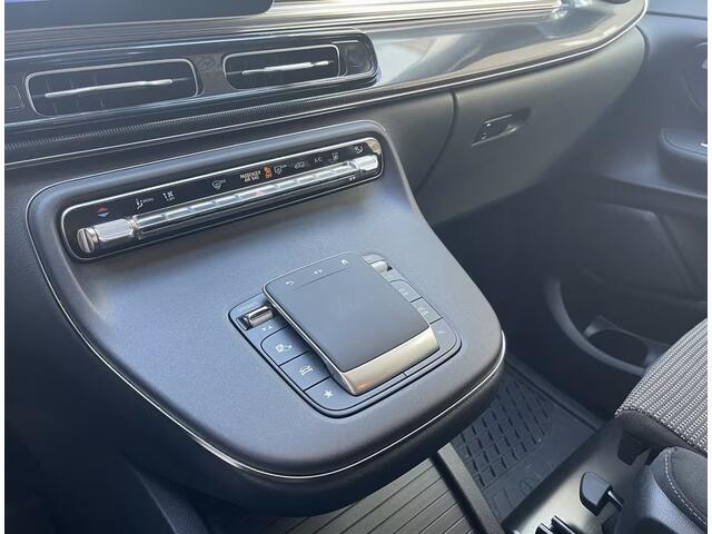 Mercedes-Benz EQV 300 L2 90 kWh 8 Personen 57.959 incl BTW 2 Schuifdeuren Distronic Stoelverwarming Camera