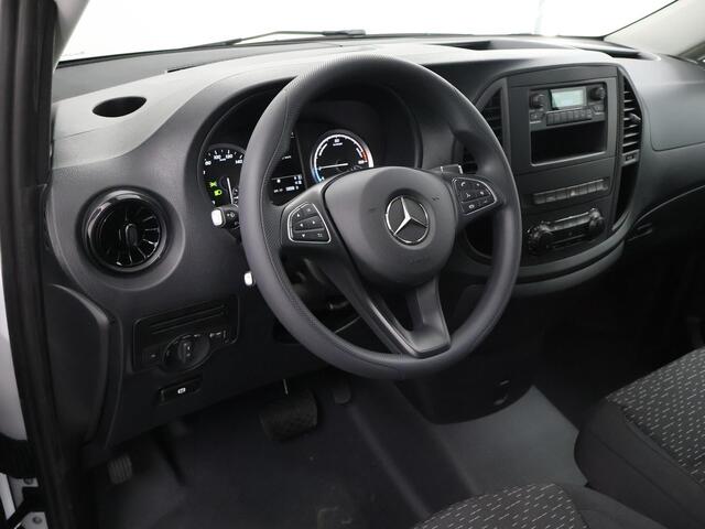 Mercedes-Benz EVITO TOURER PRO L3 90 kWh | Stoelverwarming | Cruise Control | Airco | Bluetooth