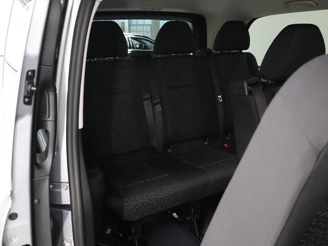 Mercedes-Benz EVITO TOURER 129 L2 PRO 90kWh | Snelladen 110 KWh | Achteruitrijcamera | Parkeerpakket | Comfortbestuurdersstoel | Dodehoekassistent | 8 Zitplaatsen | 360KM Range |