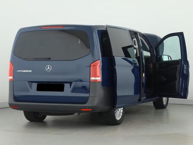 Mercedes-Benz EVITO TOURER 129 L2 90 kWh 8-Zitter 32.850 EX BTW LED Intelligent Light System 17 Inch Stoelverwarming bestuurder