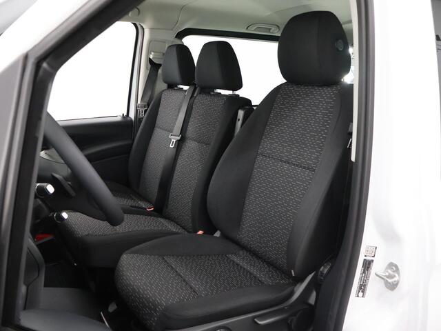 Mercedes-Benz EVITO TOURER PRO L3 90 kWh | Stoelverwarming | Cruise Control | Airco | Bluetooth | Achteruitrijcamera |