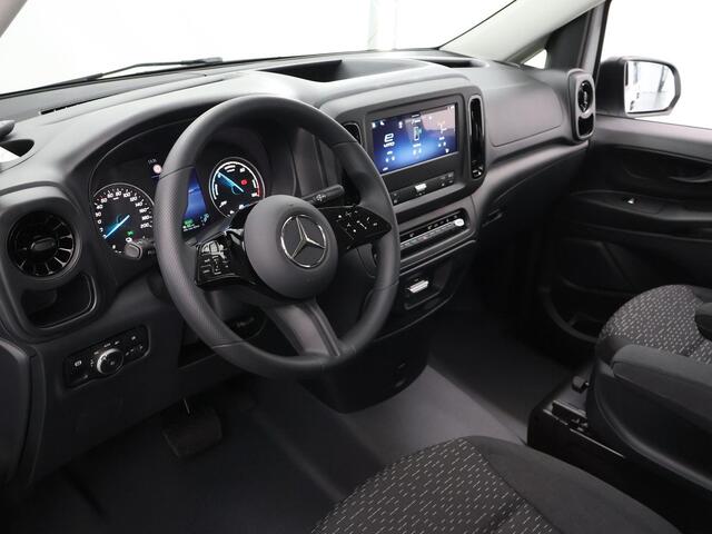 Mercedes-Benz EVITO TOURER 129 L2 PRO 90kWh | Snelladen 110 KWh | Navigatie | Parkeerpakket | Comfortbestuurdersstoel |Dodehoekassistent | 8 Zitplaatsen | 360Km Range |