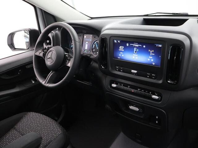 Mercedes-Benz EVITO TOURER 129 L2 PRO 90kWh | Snelladen 110 KWh | Navigatie | Parkeerpakket | Comfortbestuurdersstoel |Dodehoekassistent | 8 Zitplaatsen | 360Km Range |