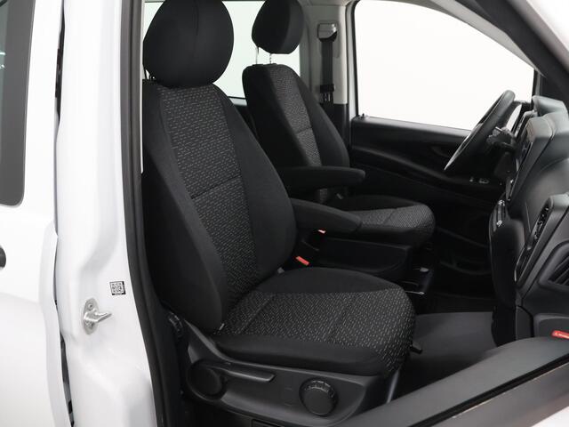 Mercedes-Benz EVITO TOURER 129 PRO L2 90 kWh | Snelladen 110 KWh | Parkeerpakket | Comfortbestuurdersstoel | Dodehoekassistent | Navigatie | 360KM range |