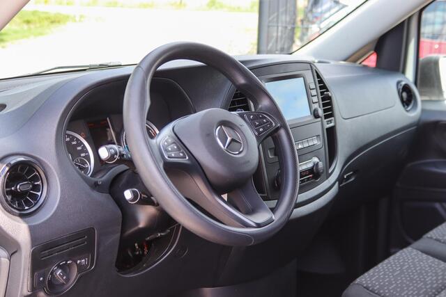 Mercedes-Benz EVITO TOURER PRO L2 90 kWh 9-Persoons, DAB, Cruise Control, Stoelverwarming, SOH 97,77%