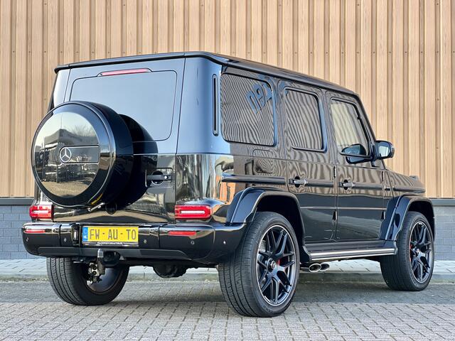 Mercedes-Benz G-KLASSE 63 AMG Premium Plus | V8 | Burmester | 22" Lichtmetaal | Lederen bekleding | Massage | Widescreen | Alcantara hemelbekleding | Schuif/kantel dak |