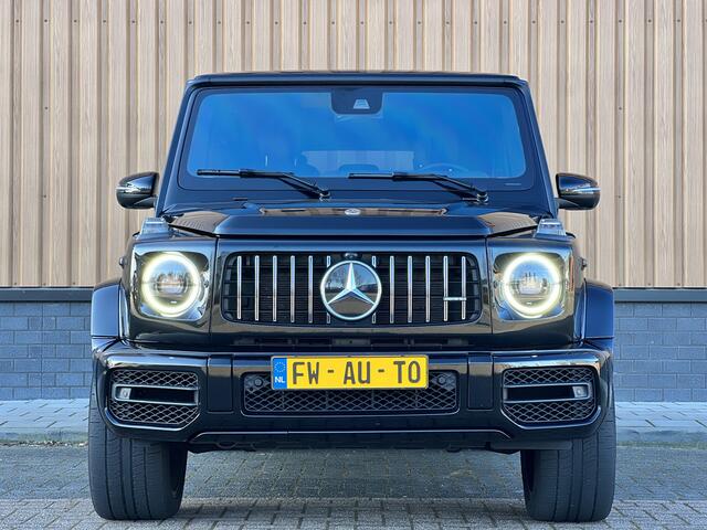Mercedes-Benz G-KLASSE 63 Premium Plus | AMG | V8 | Burmester | 22" Lichtmetaal | Lederen bekleding | Massage | Widescreen | Alcantara hemelbekleding | Schuif/kantel dak |