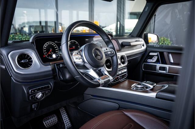 Mercedes-Benz G-KLASSE G350 d AMG-Line - Grijs kent. l Panorama | 360 Camera | Trekhaak