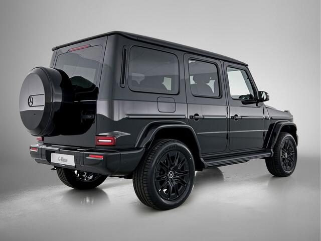 Mercedes-Benz G-KLASSE 580 met EQ-Technologie 116 kWh | SUPERIOR Line interieur | Comfortpakket | Radiatorgrille Black Panel | Nightpakket | Treeplanken | Logopakket in mat zwart | Zwart essenhout |