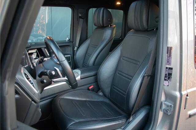 Mercedes-Benz G-KLASSE 500 AMG | ACC | 360 Cam | Burmester 4D | Massage & Ventilatie | Carbon | Lane & Side Assist | Trekhaak 3500kg | Dynamic Select | Garagedeuropener | Treeplanken | Sfeerverlichting | Dealer Onderhouden | Nightpakket | Mojavezilver Metallic | Stoel & Bankver