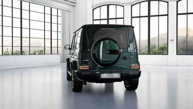 Mercedes-Benz G-KLASSE 580 met EQ-Technologie 116 kWh | Smaragdgroen | Schuifdak | 360 camera | Burmester | Night pakket |